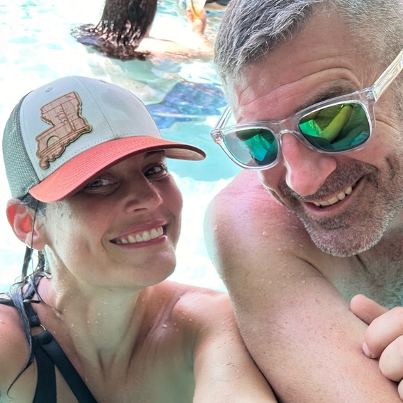 My name is Sarah D bc my Louisiana last name is too hard to even attempt 🤣 - Picture 2 of 11